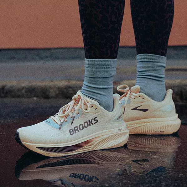 Women's shoes